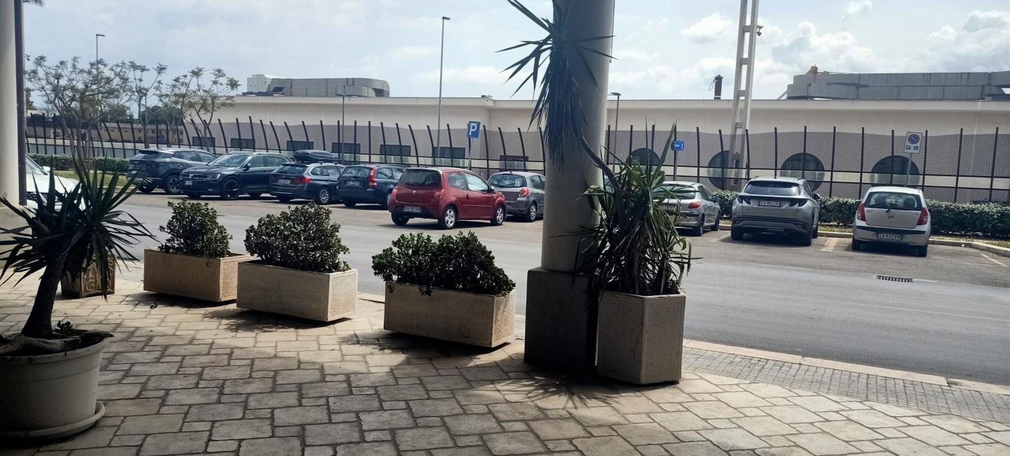 Hotel L'Approdo Brindisi Bagian luar foto
